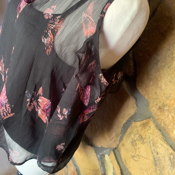 NWT Mudd Chiffon Ruffle Trim Cold Shoulder Top-Size Small - Picture 5 of 14